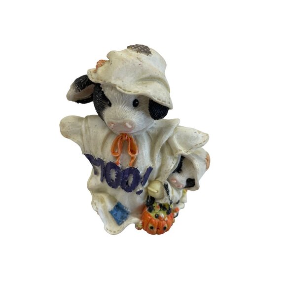 Marys Moo Moos Halloween "Peek-A-Moo!" Cow Figurine 1996 Figurine SKU 8478 - Picture 1 of 8